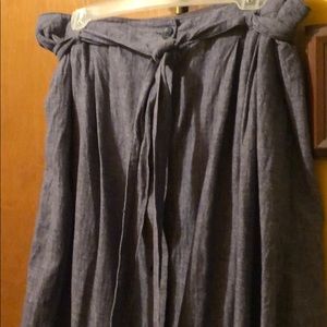 *Sale* Light denim looking skirt -old navy